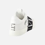 Baskets
VALENTINO GARAVAN – Image 3