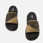 Sandales Fendi homme design diagonal cuir premium - détail imprimé FF