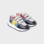 FANTSKENZO KIDSBASKETS

KENZO KIDS
Baskets Kenzo Kids pour garçons